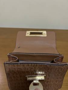 Bolsa Arezzo Couro