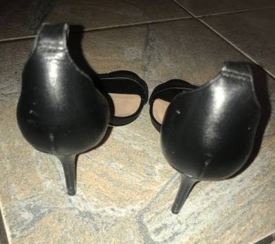 Salto Arezzo Pouco Usado R$37
