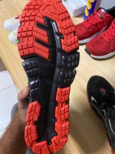 Tnis Asics N. 43