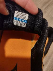 Tnis Mizuno Original