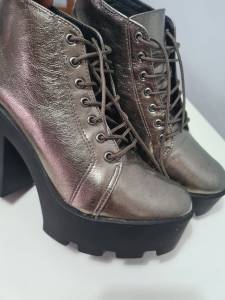 Bota Coturno Tratorado Dunes N38 Semi Nova