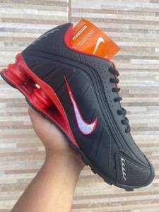 Nike R4