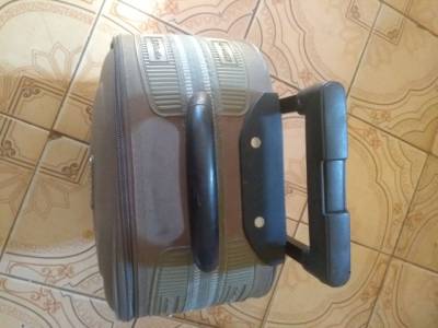 Vendo Mala Em Bom Estado
