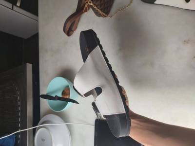 Sandlia Branca - Moleca