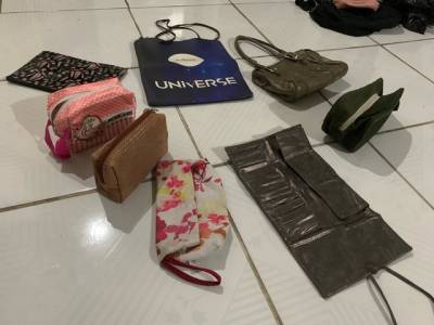 Doao - Bolsa/ Necessaire/ Porta Pincel