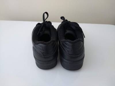 Tnis Adidas Original Rivalry Low Semi Usado