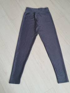 Legging Cinza Chumbo Brilhosa.