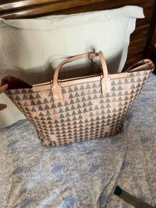 Bolsa Schutz Grande Triangle