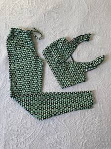 Conjunto Top E Cala Empina- Verde, Preto E Fundo Creme