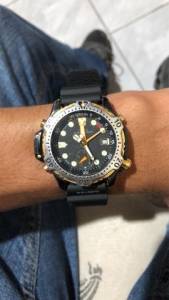 Citizen Mini Aqualand Carbon Srie Ouro 5810
