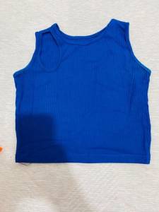 Vende-se Roupas Usada Em Estado Novo