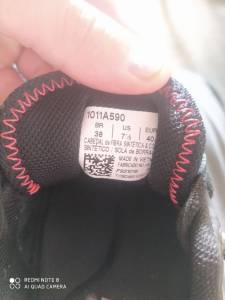 Tnis Asics