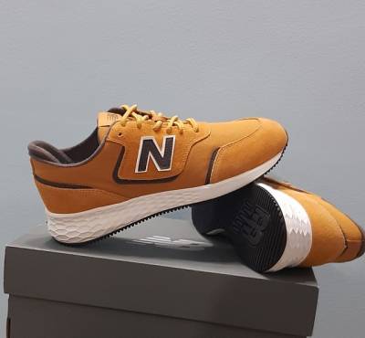 Tnis New Balance T.41 Beige