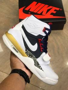 Tnis Jordan Premium