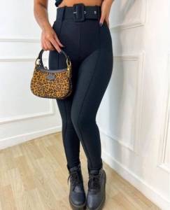 Vendo Roupas Femininas