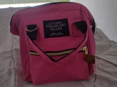 Vendo Bolsa Multifunao Nova 35 Reais