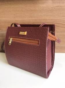 Bolsa Na Cor Vinho