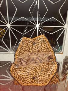 Bolsa De Oncinha Grande De Grife