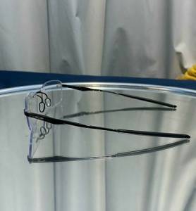 Armao Oakley Original