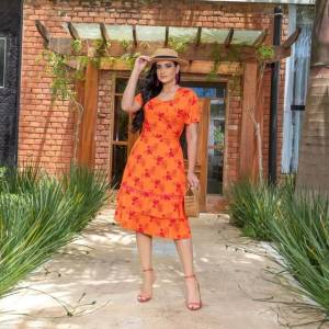 Vestido Viscose Laranja Com Rosa
