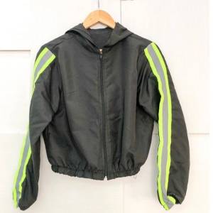 Jaqueta Cropped Corta Vento