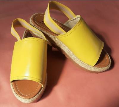 Sandalia Couro Com Elstico