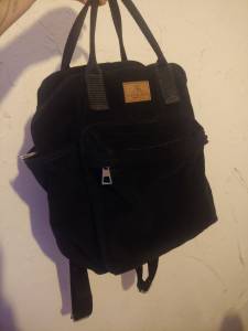Mochila Veludo Preta Modelaria