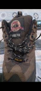 Bota Steel Tools