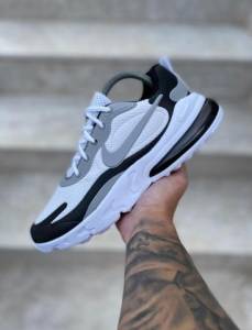 Tnis Nike 270 React / Promoo