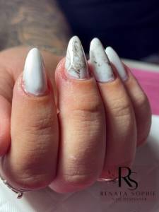 Alongamento De Unhas