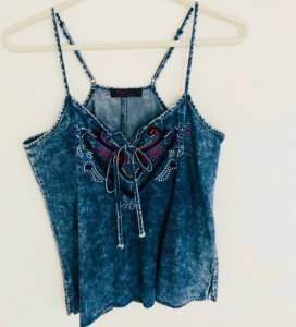 Roupas 10 Reais
