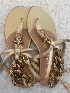 Sandlia 37