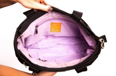 Bolsa  Mdia Preta Uncle K