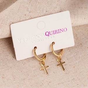 Mini Argola Cruz Pequena Banho De Ouro 18k