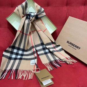 Cachecol Burberry Top