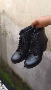 Bota De Couro Nova