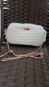 Bolsa Mdia Em Perfeito Estado