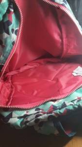 Mochila Puket Pandinhas - Semi Nova
