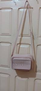 Bolsa Mdia Semi Nova
