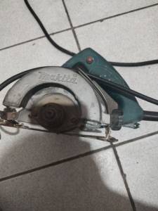 Serra Mrmore Makita