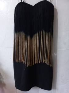 Vestido Da Botswana P  Festa Social  Preto Com Franjas Douradas