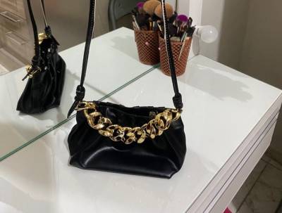 Bolsa De Lado Preta