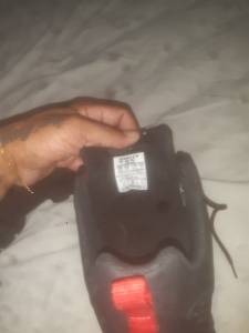 Vende Botinha Oakley