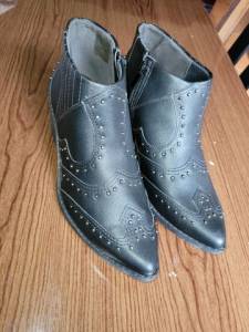 Bota Cano Curto Dakota.