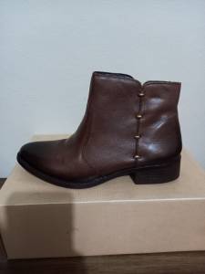 Bota Cano Baixo De Couro