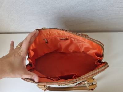 Bolsa Victor Hugo Com Chaveiro