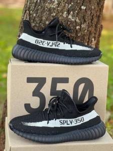 Tnis Adidas Yeezy Boost 350