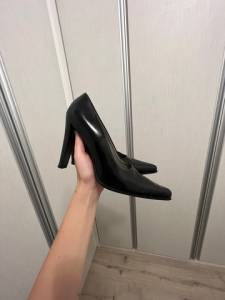 Salto Original Prada Clssico 38