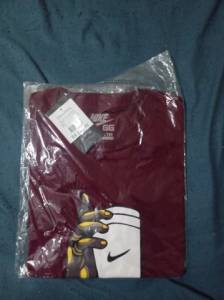 Camiseta Nike Cup Finger Vinho