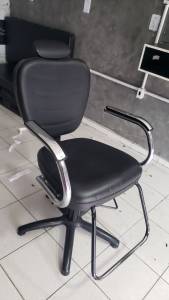 Cadeira De Barbeiro Dompel Inclinavel